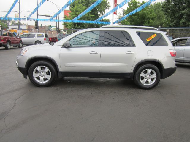 GMC Acadia 2008 photo 2