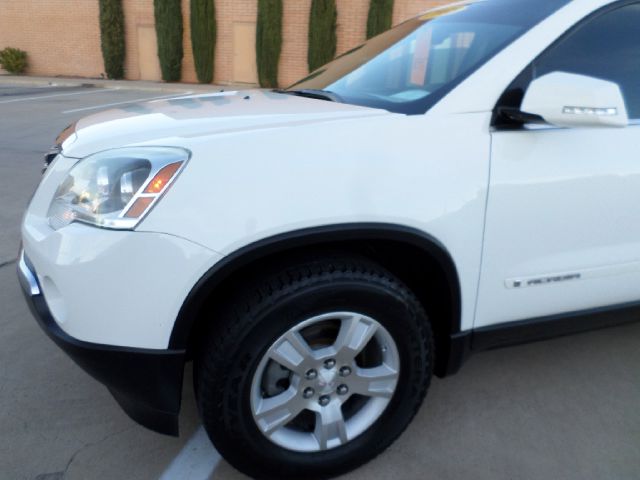 GMC Acadia 2008 photo 1