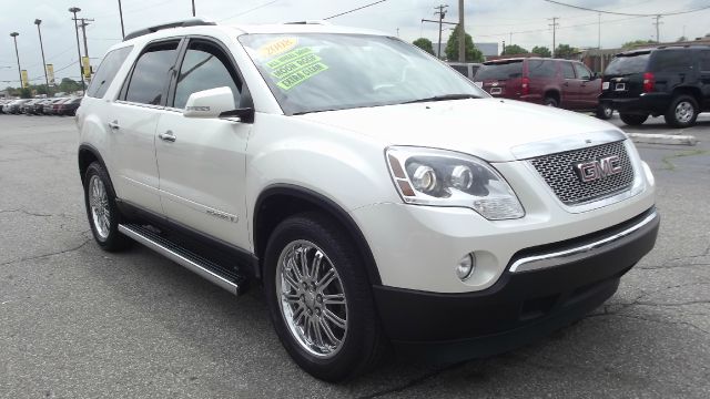 GMC Acadia 2008 photo 2