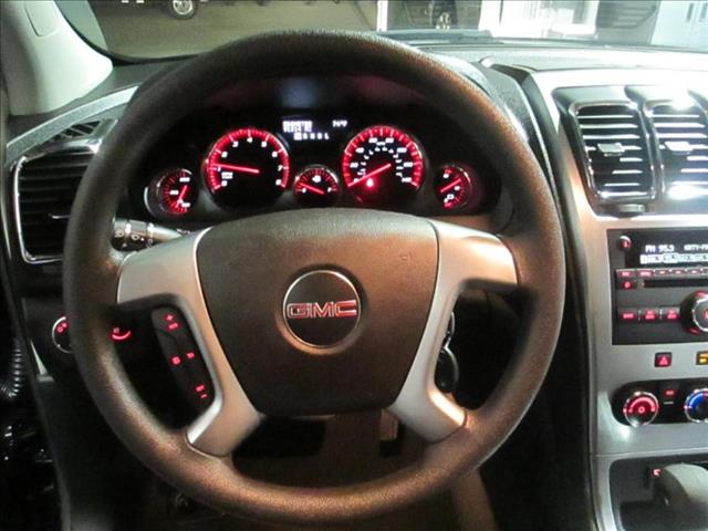 GMC Acadia 2008 photo 1