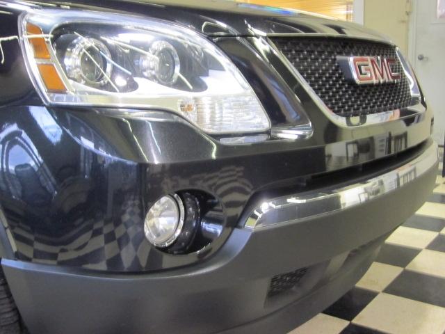 GMC Acadia 2008 photo 2