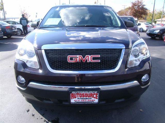 GMC Acadia 2008 photo 2