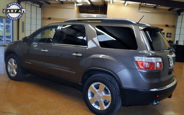 GMC Acadia 2008 photo 1