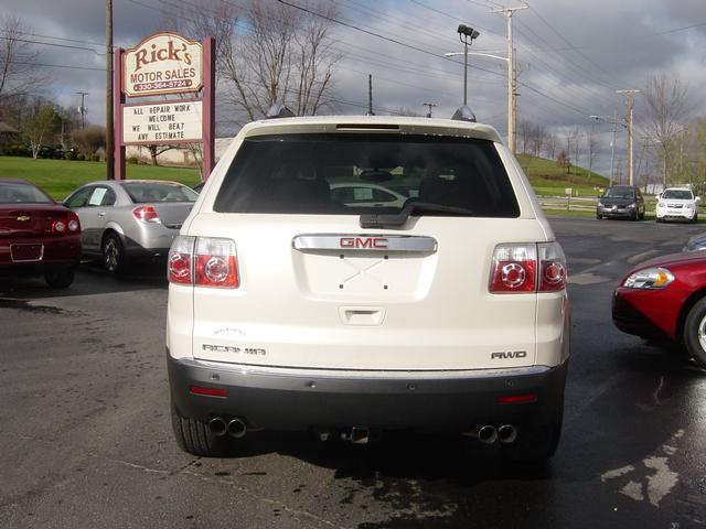 GMC Acadia 4dr Sdn 2.4L Auto SE Sport Utility