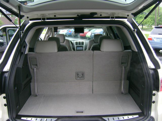 GMC Acadia 2008 photo 18