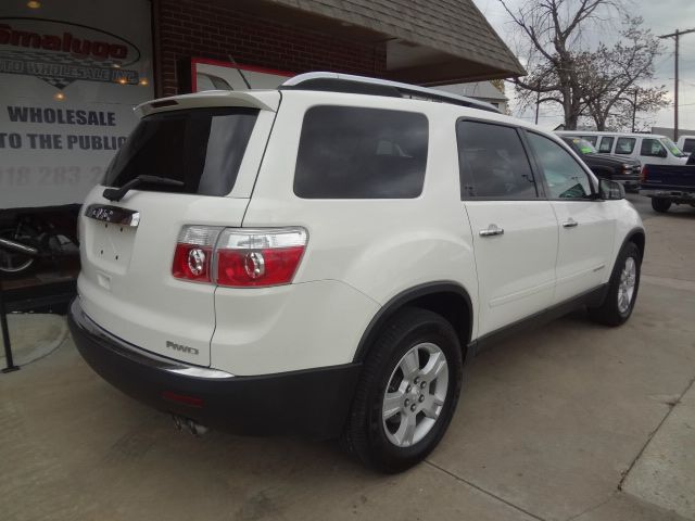 GMC Acadia 2008 photo 1