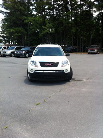 GMC Acadia 2008 photo 1