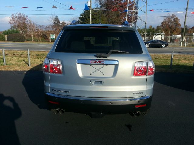 GMC Acadia 2008 photo 3