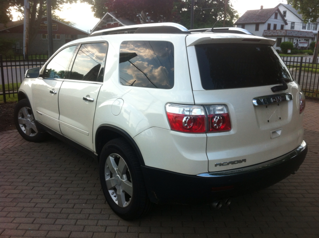 GMC Acadia XLT Lariat 5th Wheel SUV