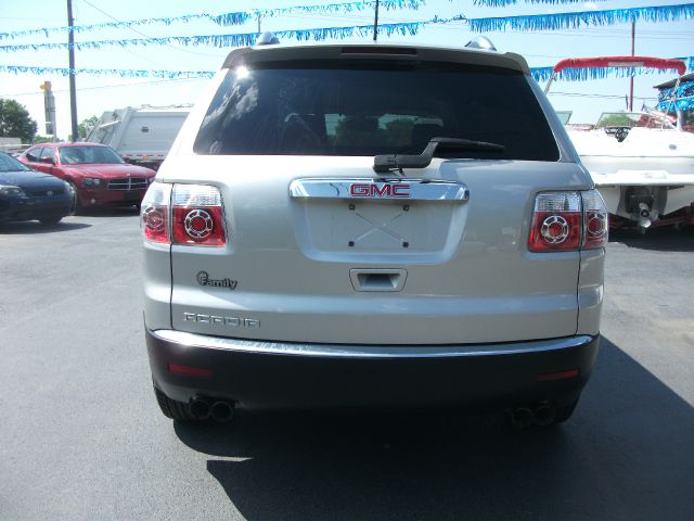 GMC Acadia 2008 photo 1