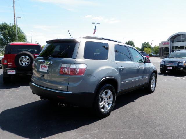 GMC Acadia 2008 photo 1