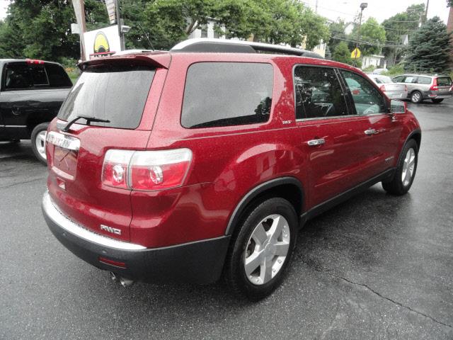 GMC Acadia 2008 photo 1