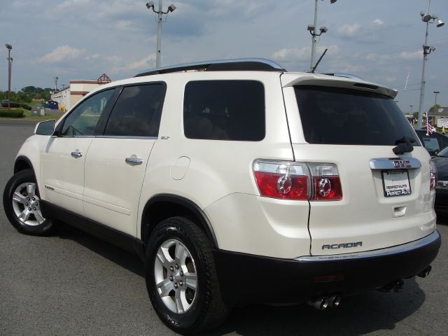 GMC Acadia XLT Lariat 5th Wheel SUV