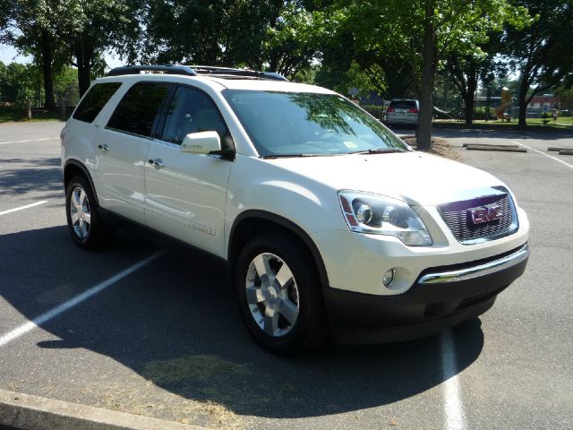 GMC Acadia 2008 photo 1