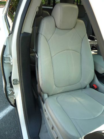 GMC Acadia 2008 photo 4