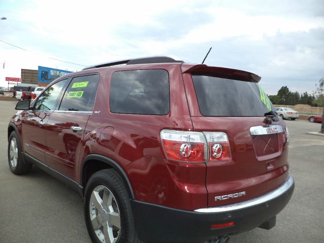 GMC Acadia 2008 photo 2