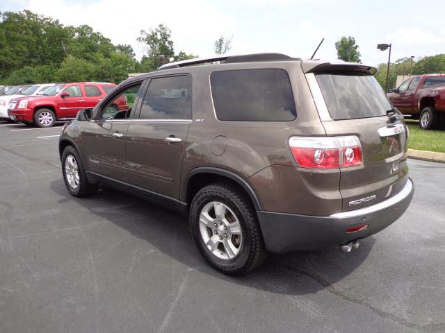 GMC Acadia 2008 photo 1