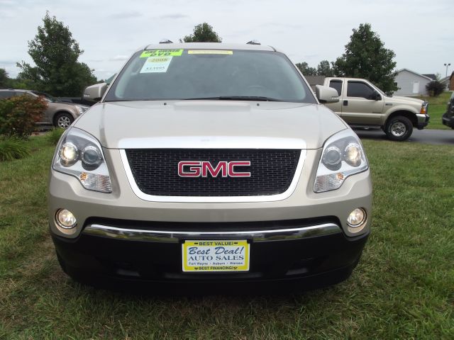 GMC Acadia LS. REG CAB. 4X4 SUV