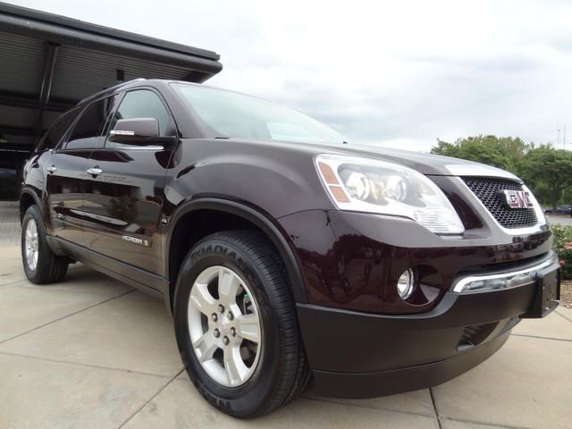 GMC Acadia 2008 photo 2