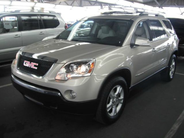 GMC Acadia 2008 photo 2