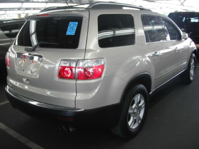 GMC Acadia 2008 photo 3