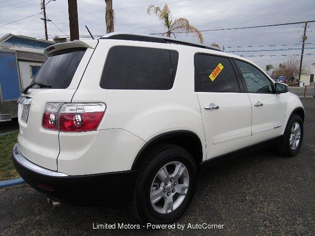 GMC Acadia 2008 photo 2