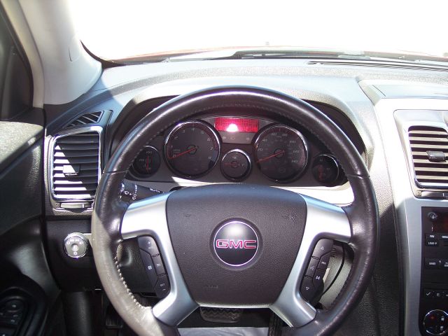 GMC Acadia 2008 photo 13