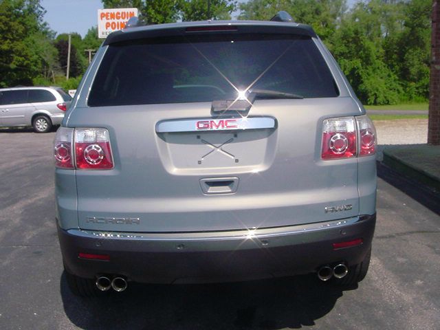 GMC Acadia 2008 photo 1