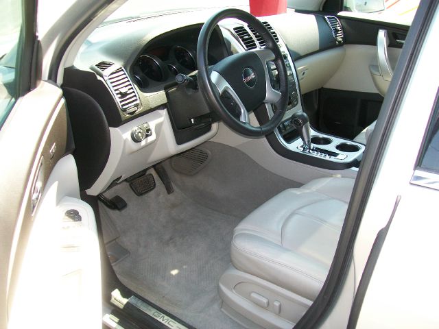 GMC Acadia 2009 photo 1