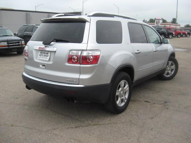 GMC Acadia 2009 photo 3