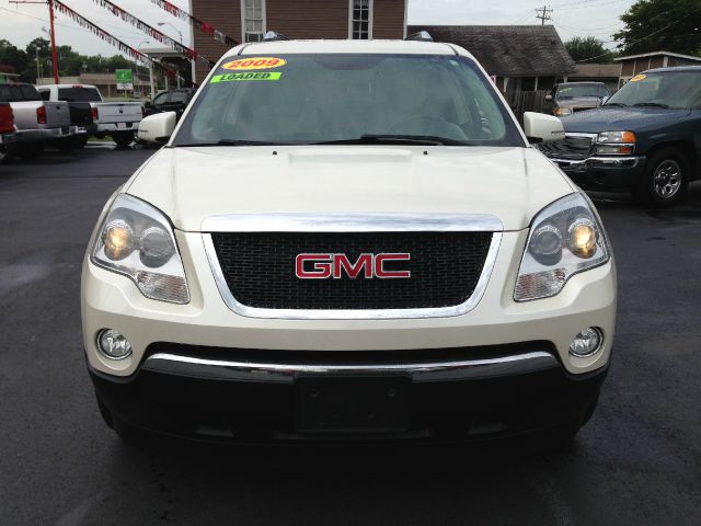 GMC Acadia 2009 photo 2