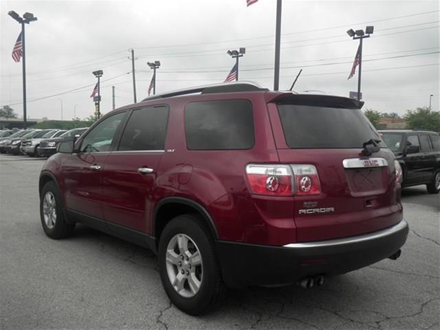 GMC Acadia 2009 photo 3