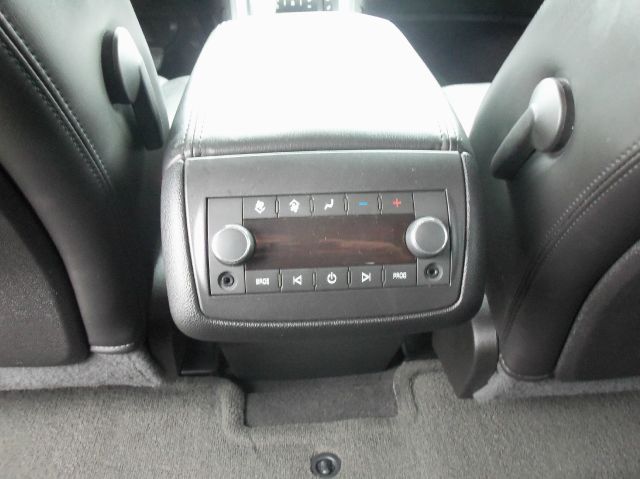 GMC Acadia 2009 photo 29