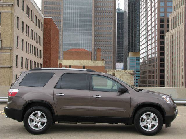 GMC Acadia 2009 photo 1