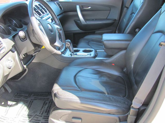 GMC Acadia 2009 photo 18