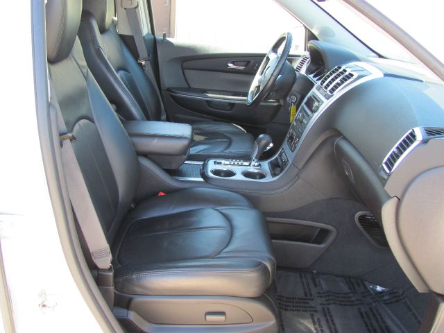 GMC Acadia 2009 photo 28