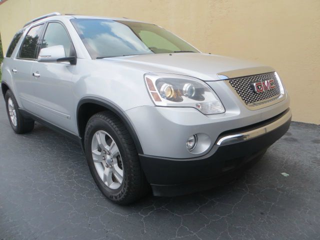 GMC Acadia 2009 photo 1