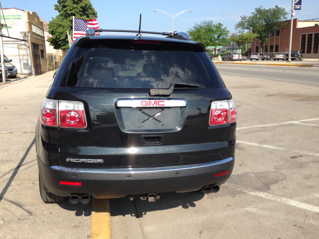 GMC Acadia 2009 photo 3