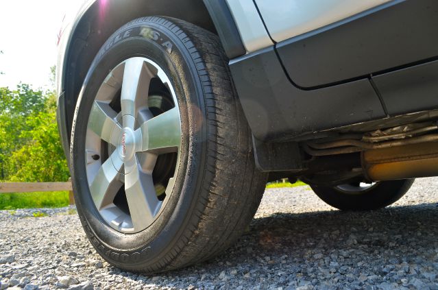 GMC Acadia 2009 photo 12