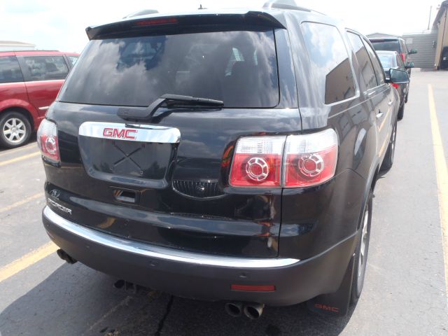 GMC Acadia 2010 photo 3