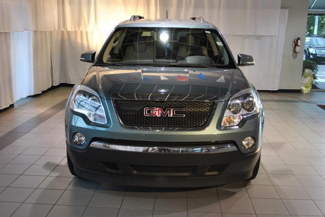 GMC Acadia 2010 photo 1