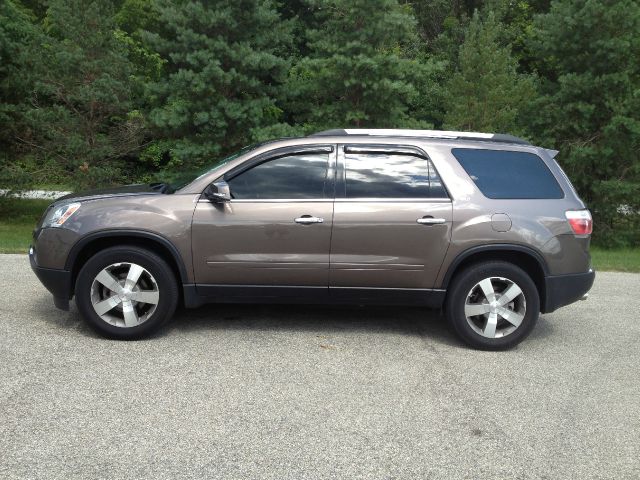 GMC Acadia 2010 photo 3