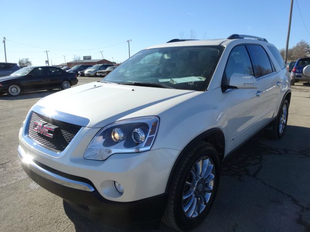 GMC Acadia 2010 photo 1