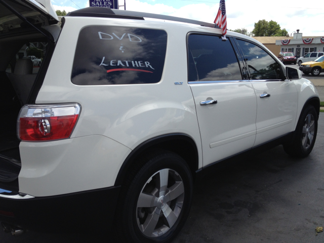 GMC Acadia 2010 photo 4