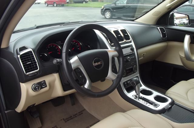 GMC Acadia 2010 photo 7