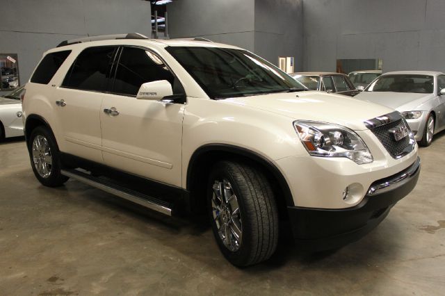 GMC Acadia 2010 photo 30