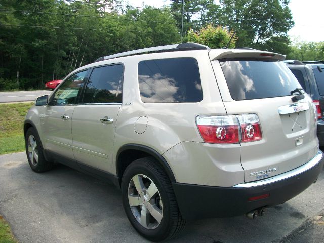 GMC Acadia 2010 photo 4