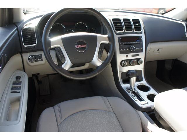 GMC Acadia 2011 photo 5