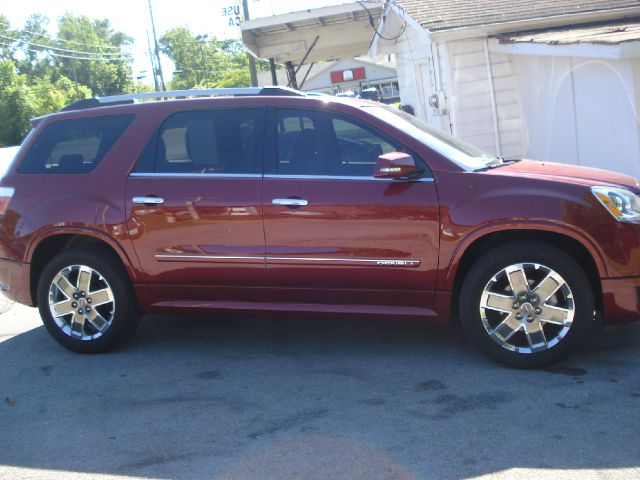 GMC Acadia DSG 2 DOOR SUV