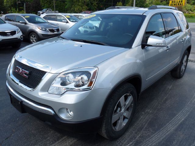 GMC Acadia 2011 photo 0